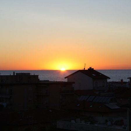Hotel Regina Lido di Camaiore Dış mekan fotoğraf