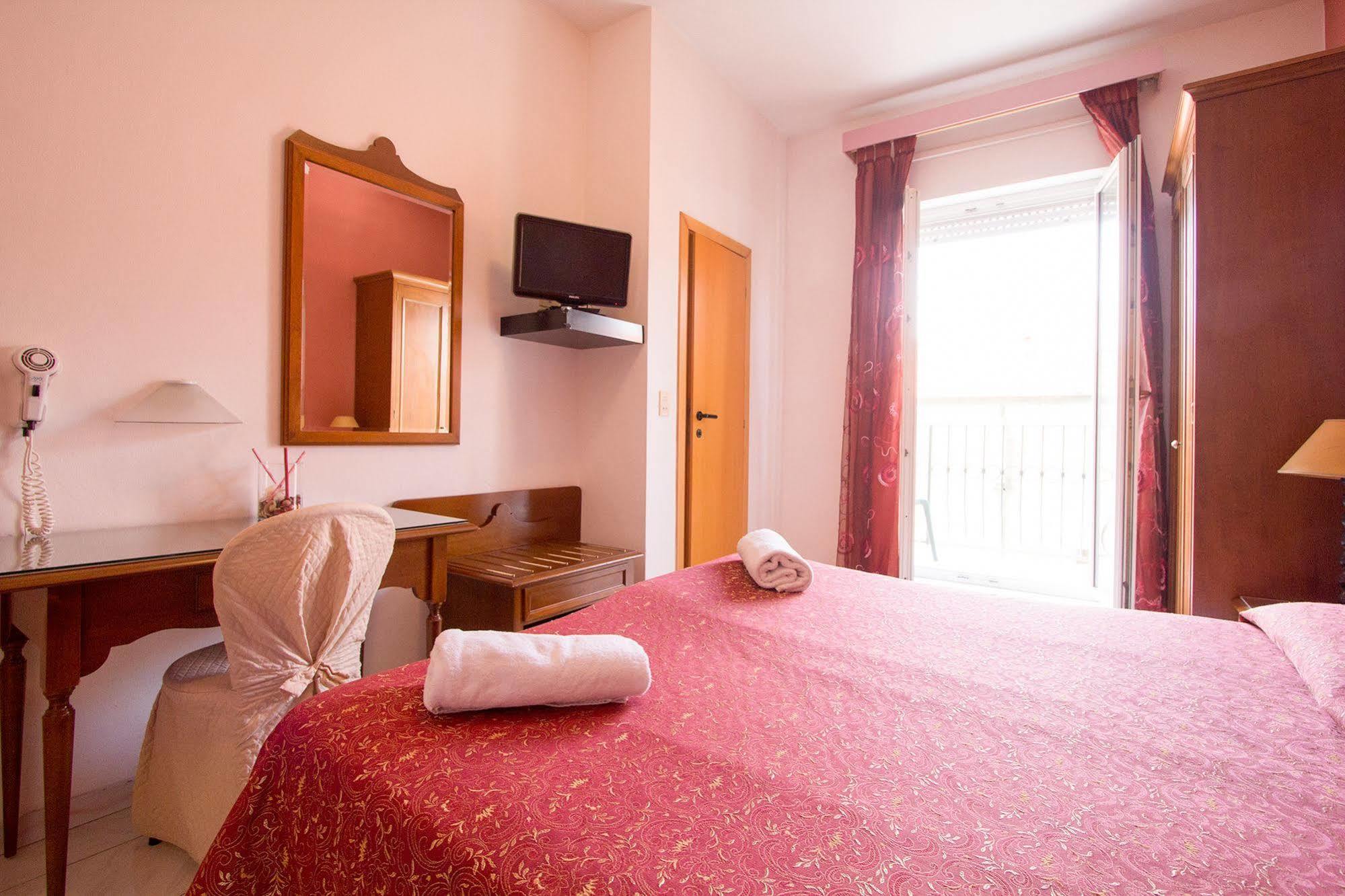 Hotel Regina Lido di Camaiore Dış mekan fotoğraf
